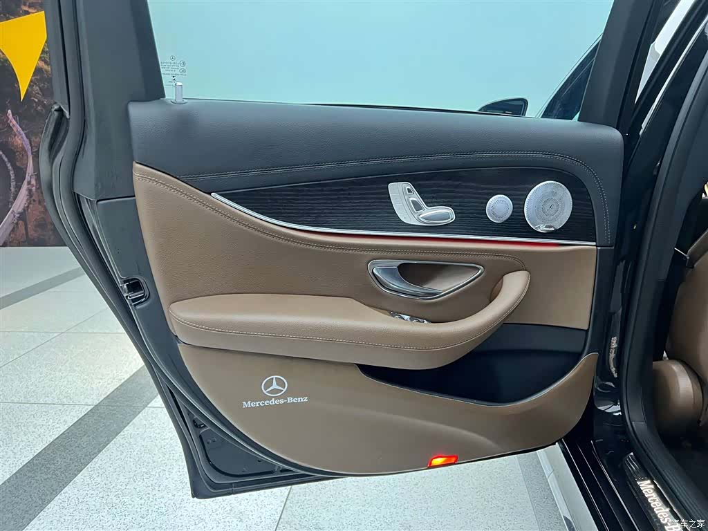 Mercedes-Benz E-Class, 2020 31