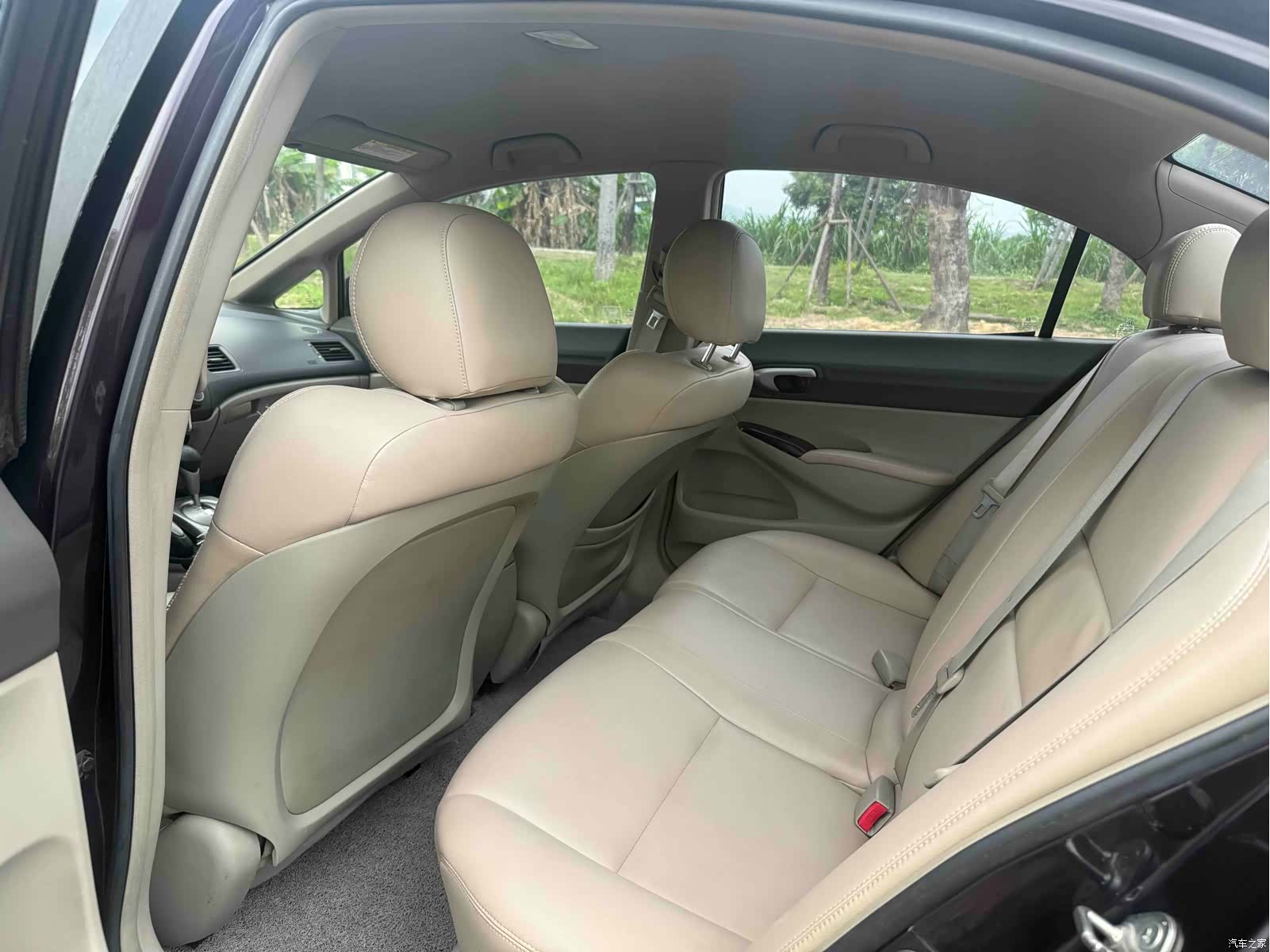 Honda Civic, 2011 7