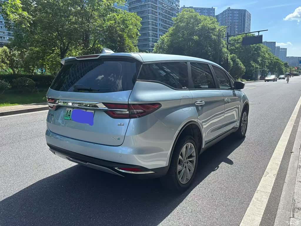 Geely Jiaji, 2021 4