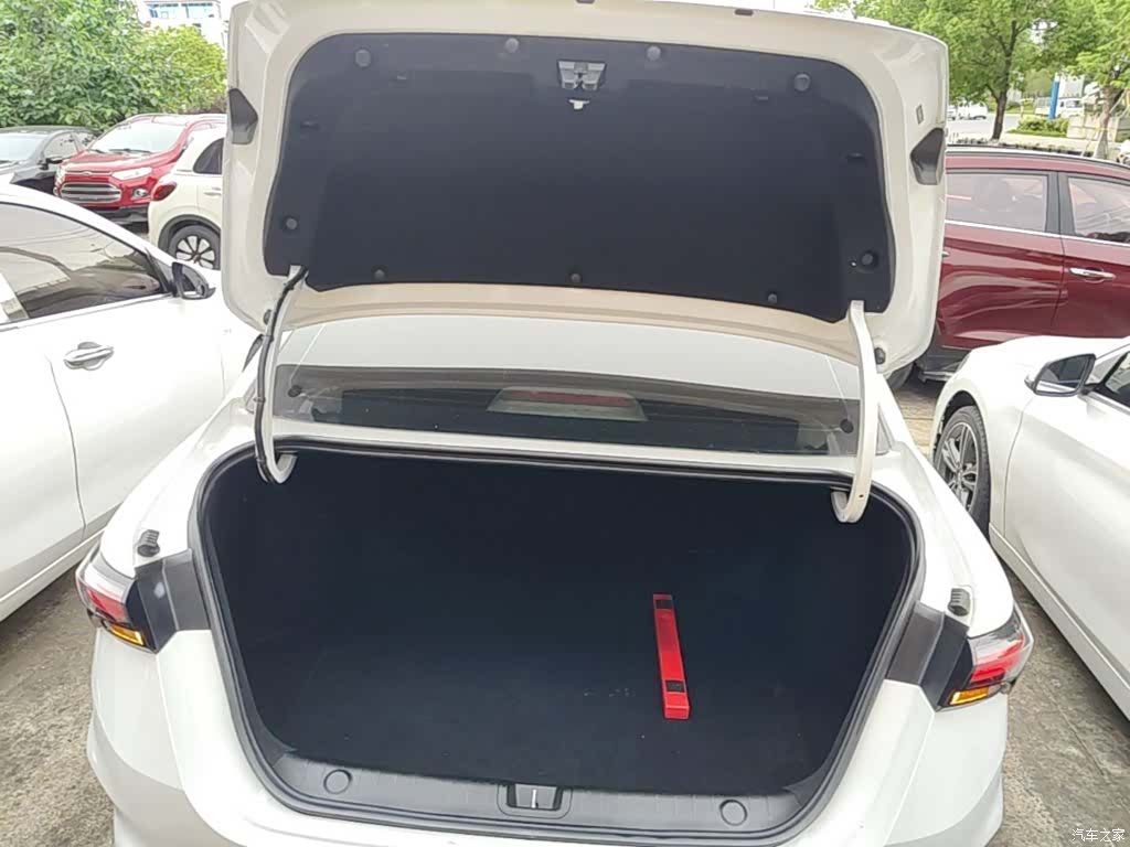Geely Binray, 2024 19