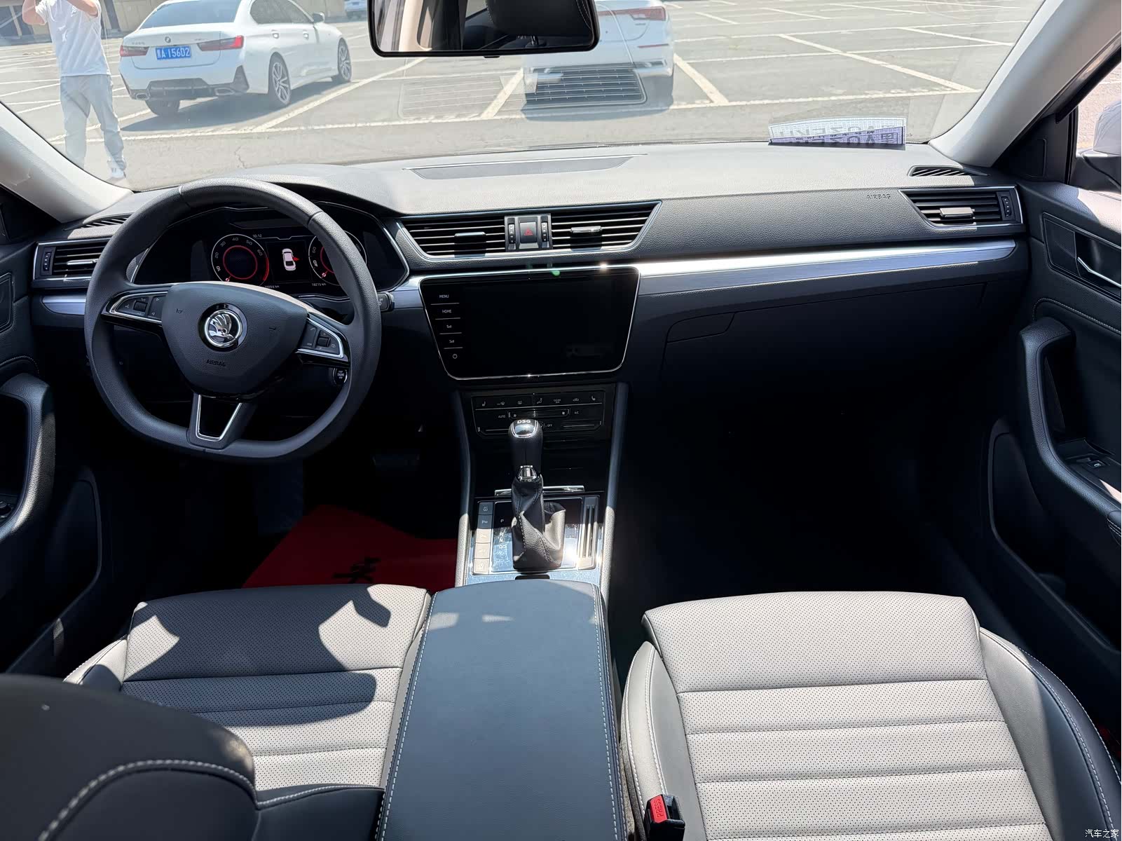 Skoda Superb, 2023 19