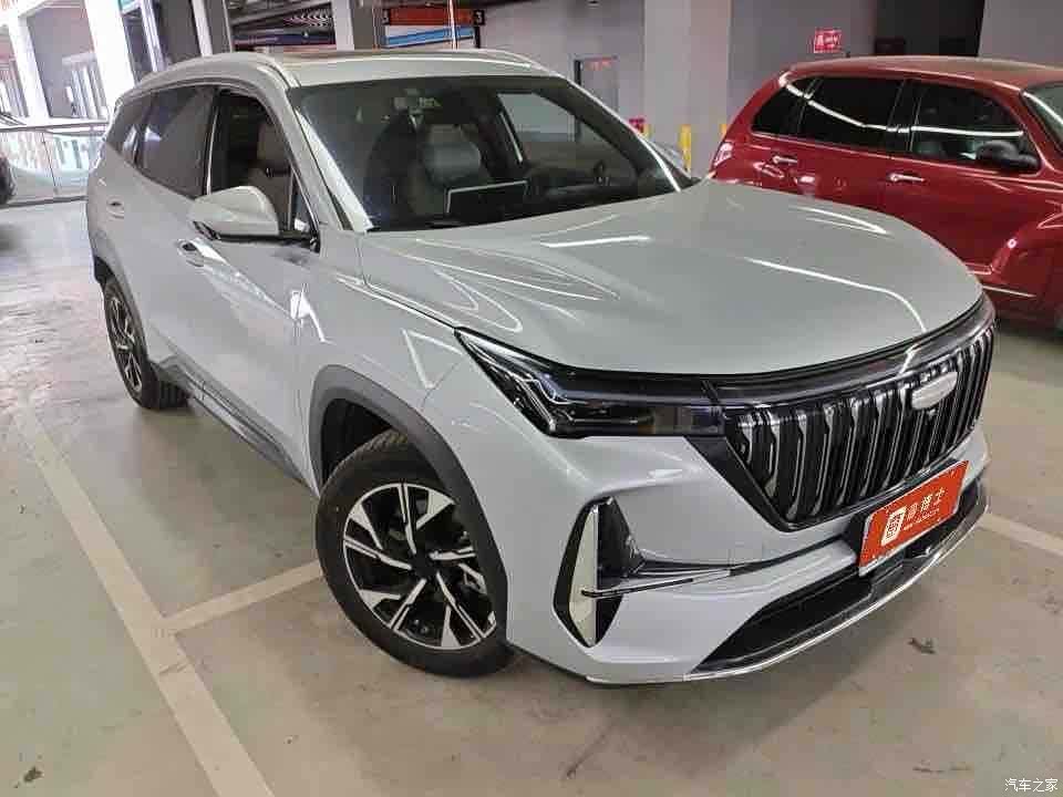 Geely Boyue, 2025 все фото