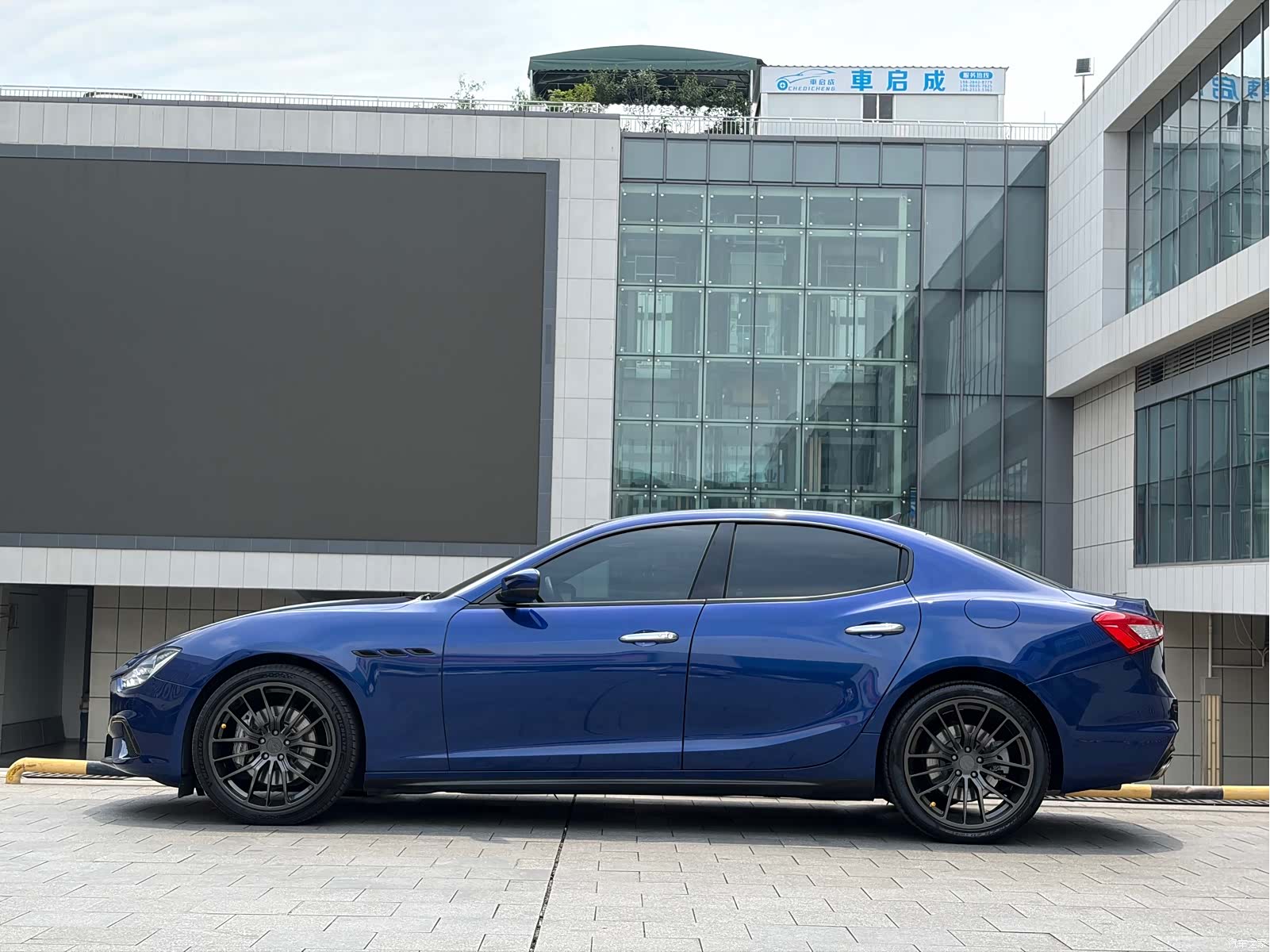 Maserati Ghibli, 2017 7
