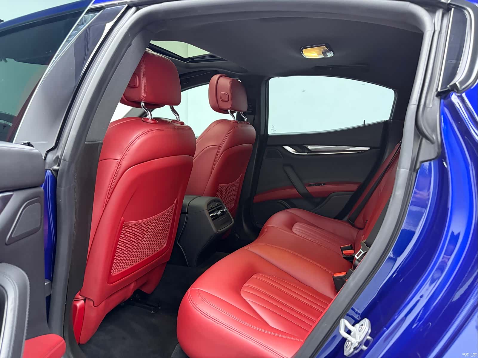 Maserati Ghibli, 2017 все фото