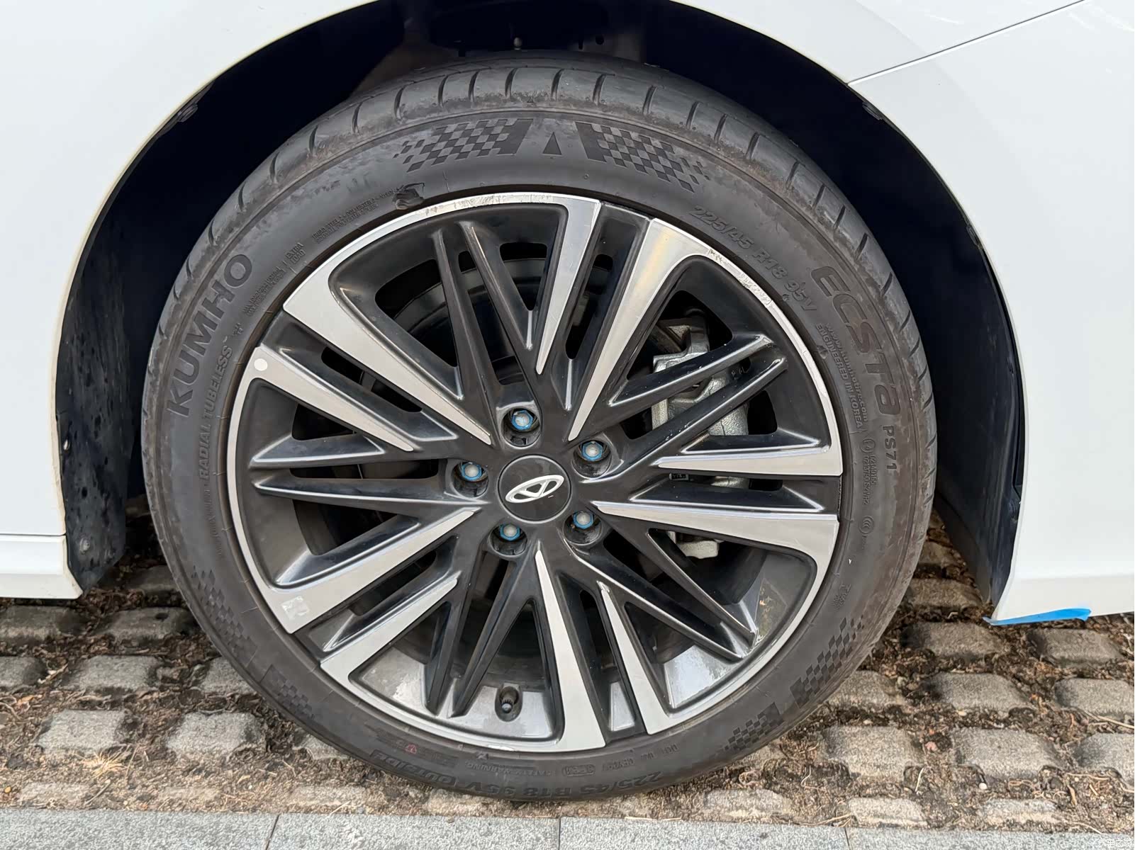 Chery Arrizo 8, 2025 21