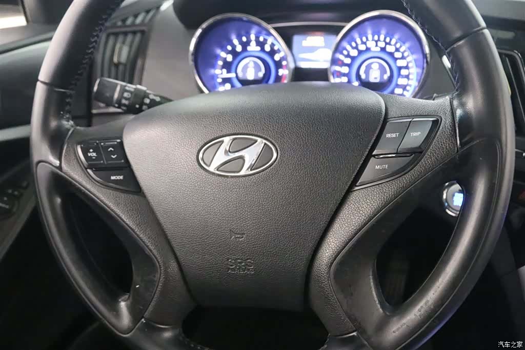 Hyundai Sonata, 2013 6