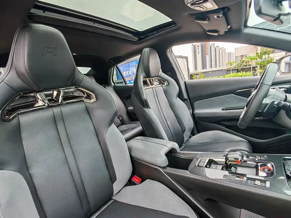 Trumpchi Shadow Leopard