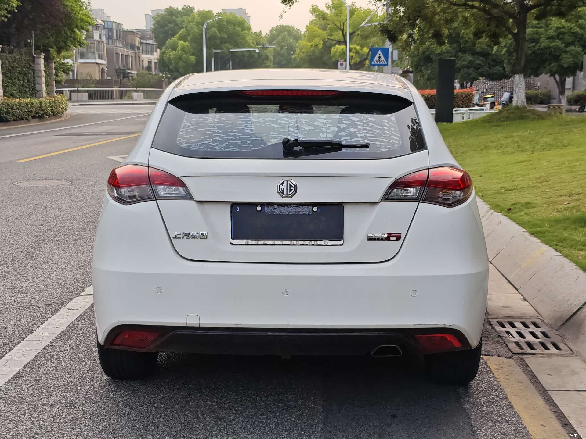 MG MG5, 2014 7