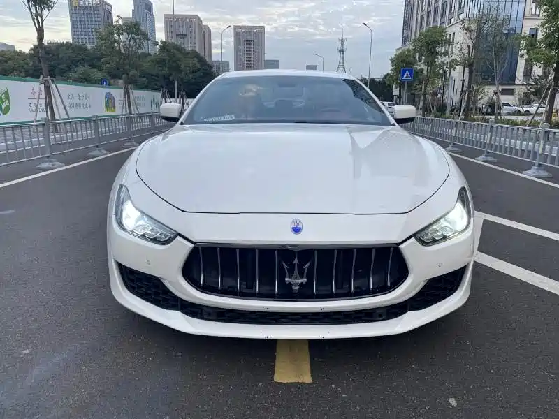 Maserati Ghibli