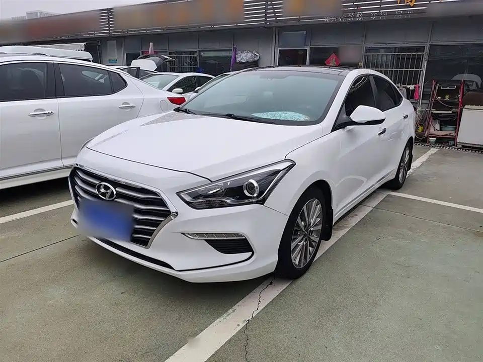 Hyundai Name picture