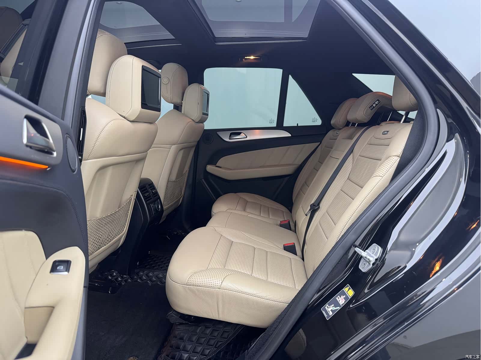 Mercedes-Benz M-Class AMG, 2013 6