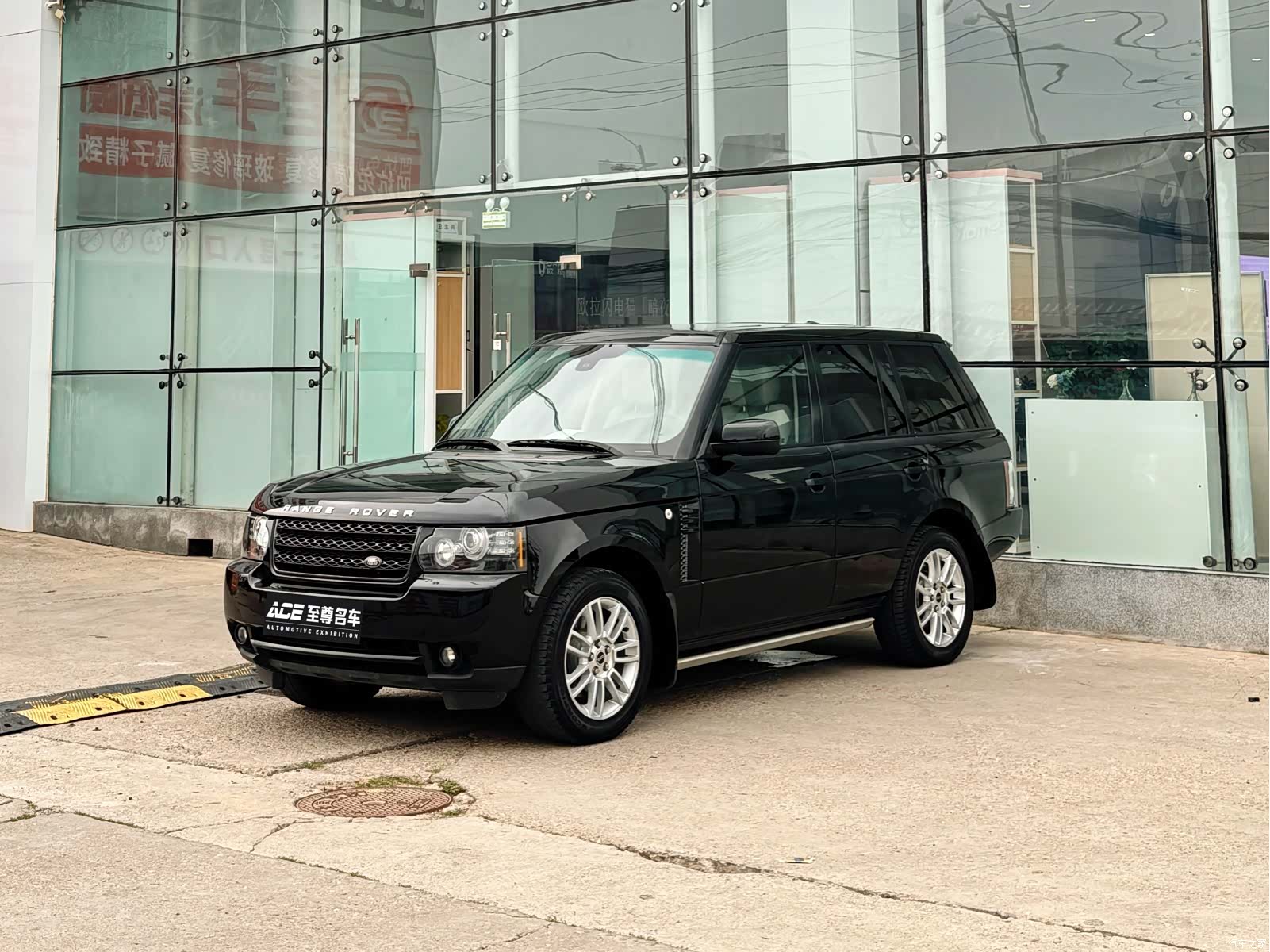 Land Rover Range Rover, 2012 1