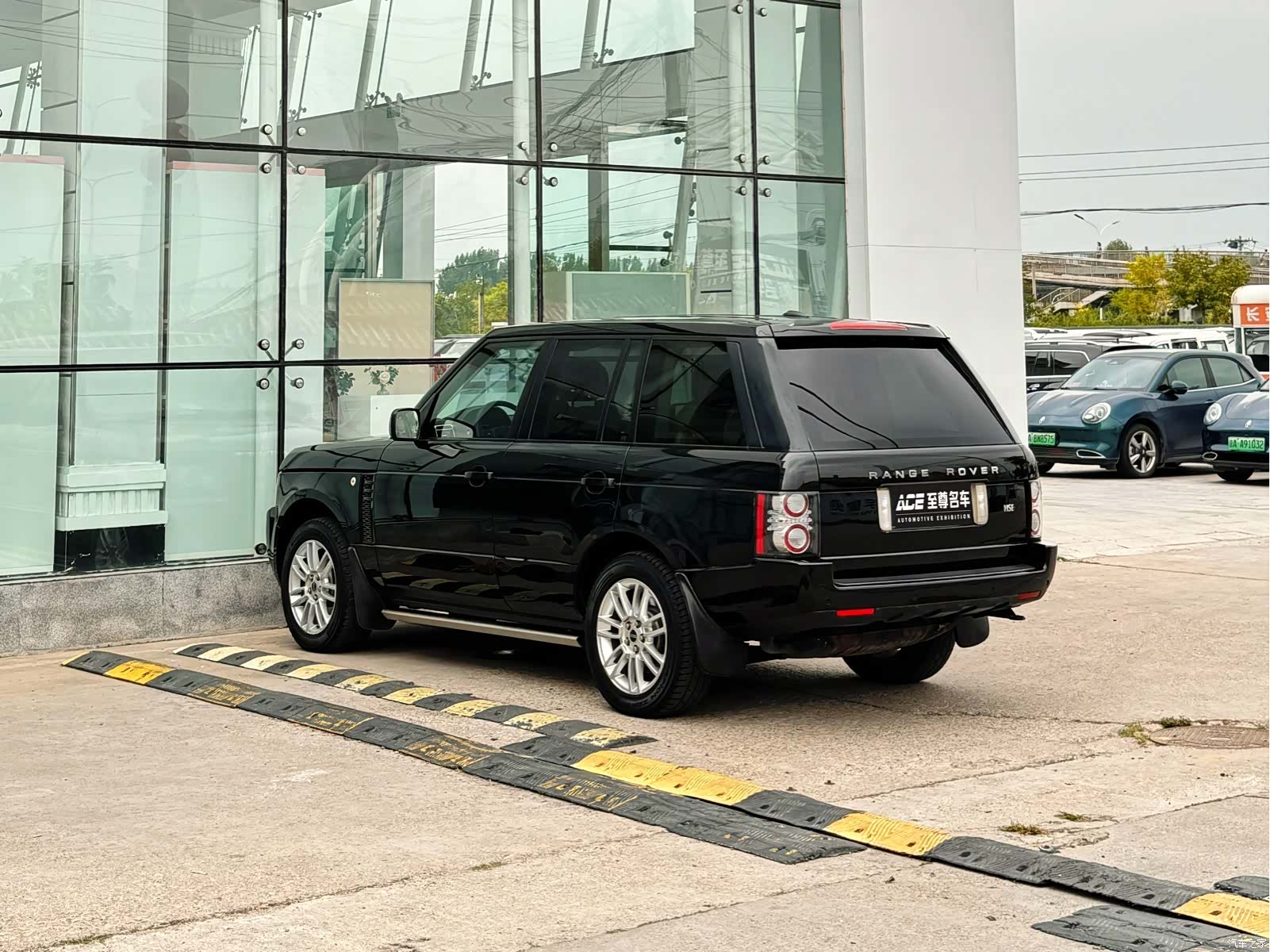 Land Rover Range Rover, 2012 6