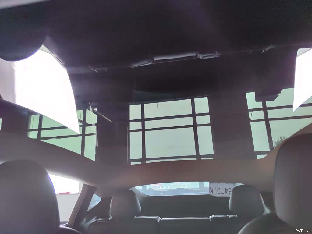 Tesla Model Y, 2022 17