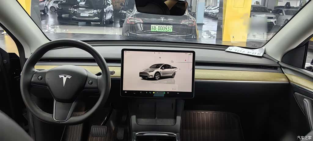 Tesla Model Y, 2022 20