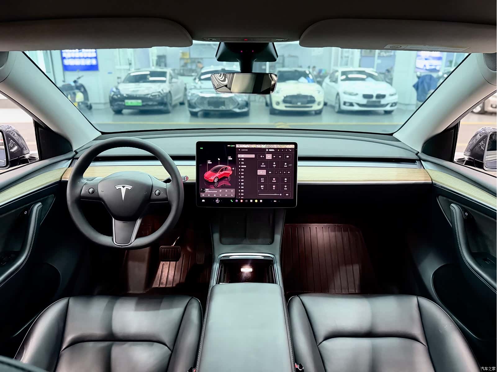 Tesla Model Y, 2022 11