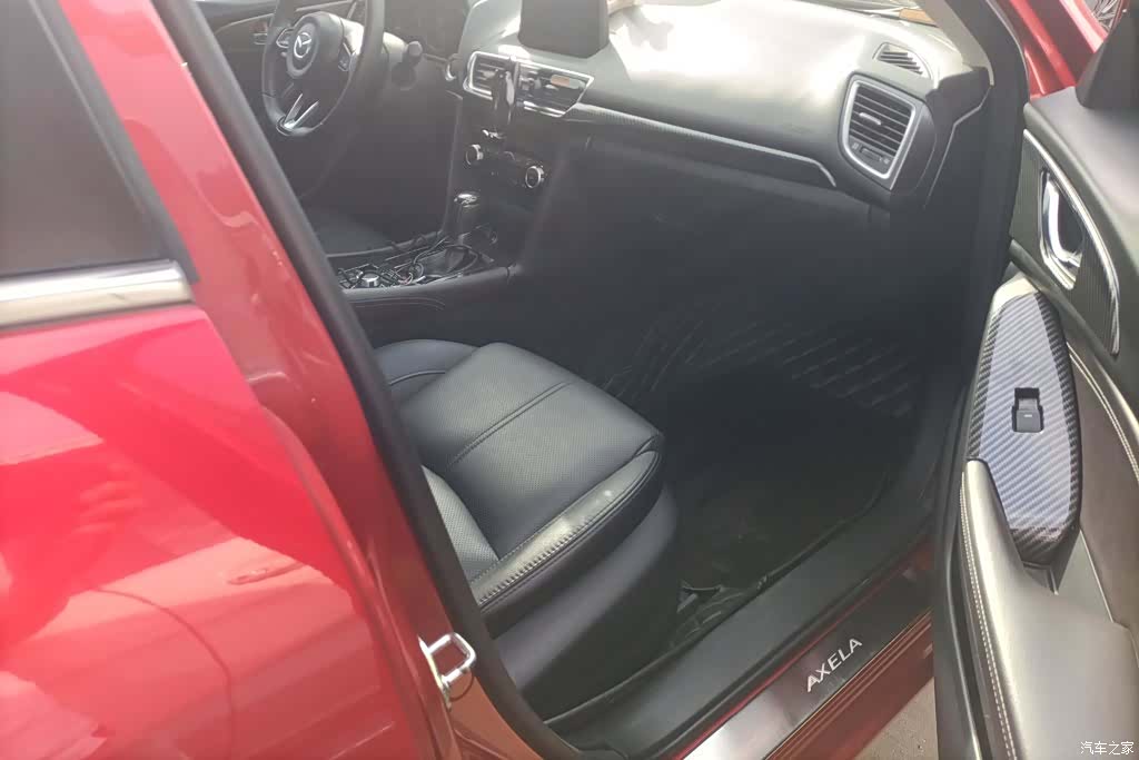 Mazda Mazda3, 2018 8