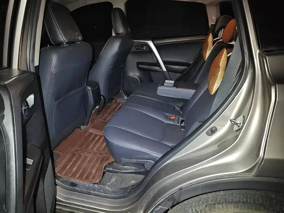 Toyota RAV4 Rongfang