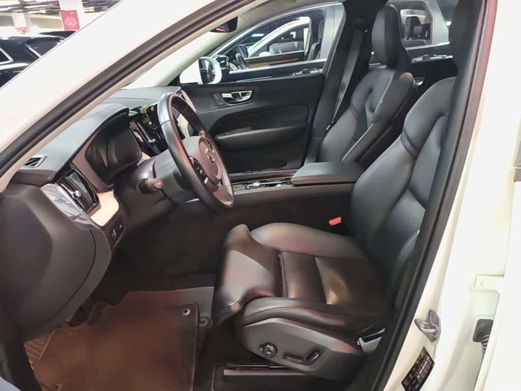 Volvo XC60, 2019 15