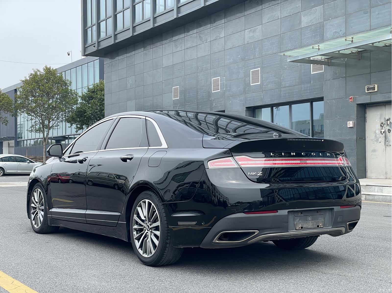 Lincoln MKZ, 2016 19