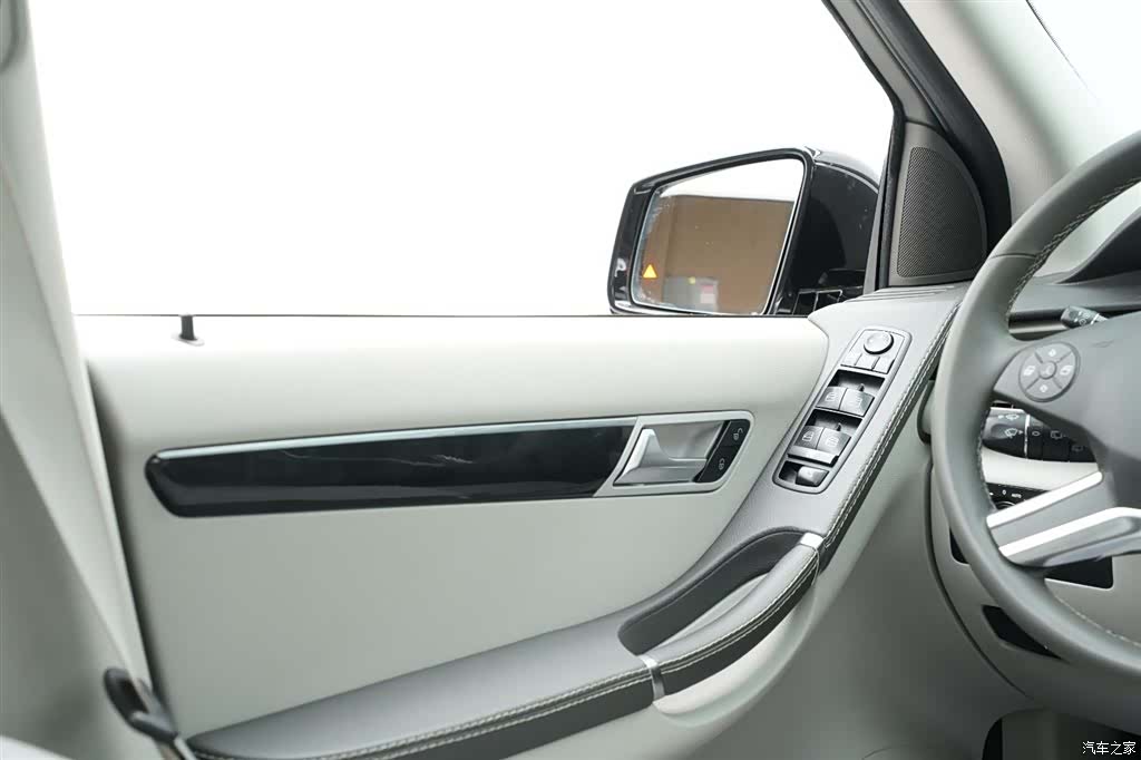 Mercedes-Benz R-Class, 2016 17