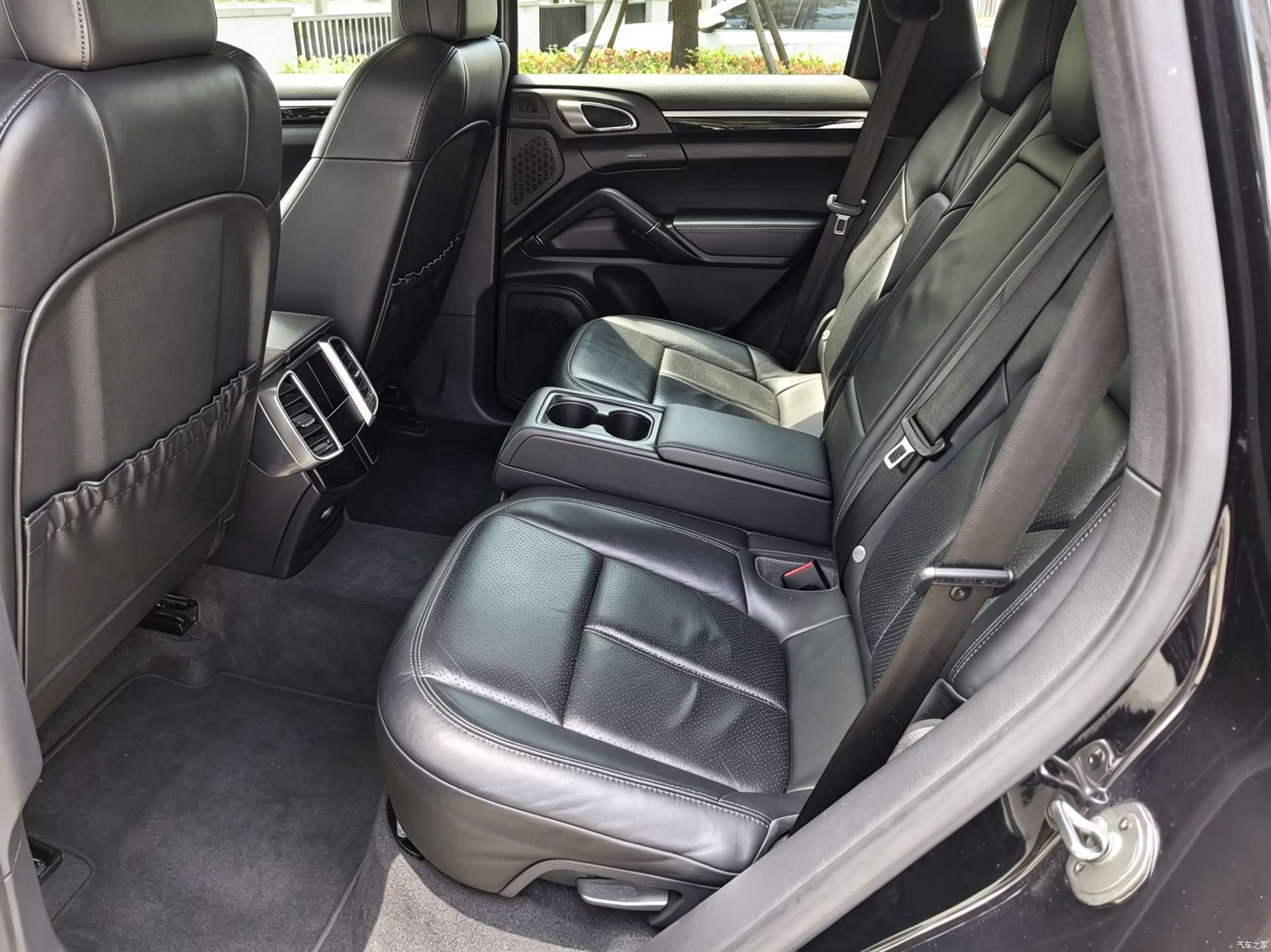Porsche Cayenne, 2013 7