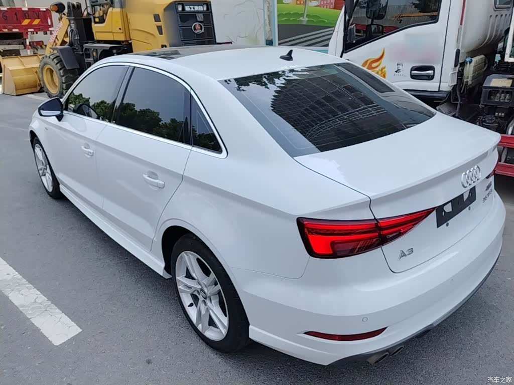 Audi A3, 2020 все фото