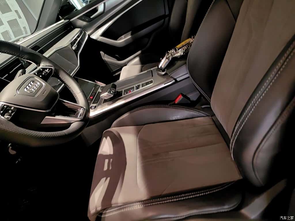 Audi A6L, 2022 11