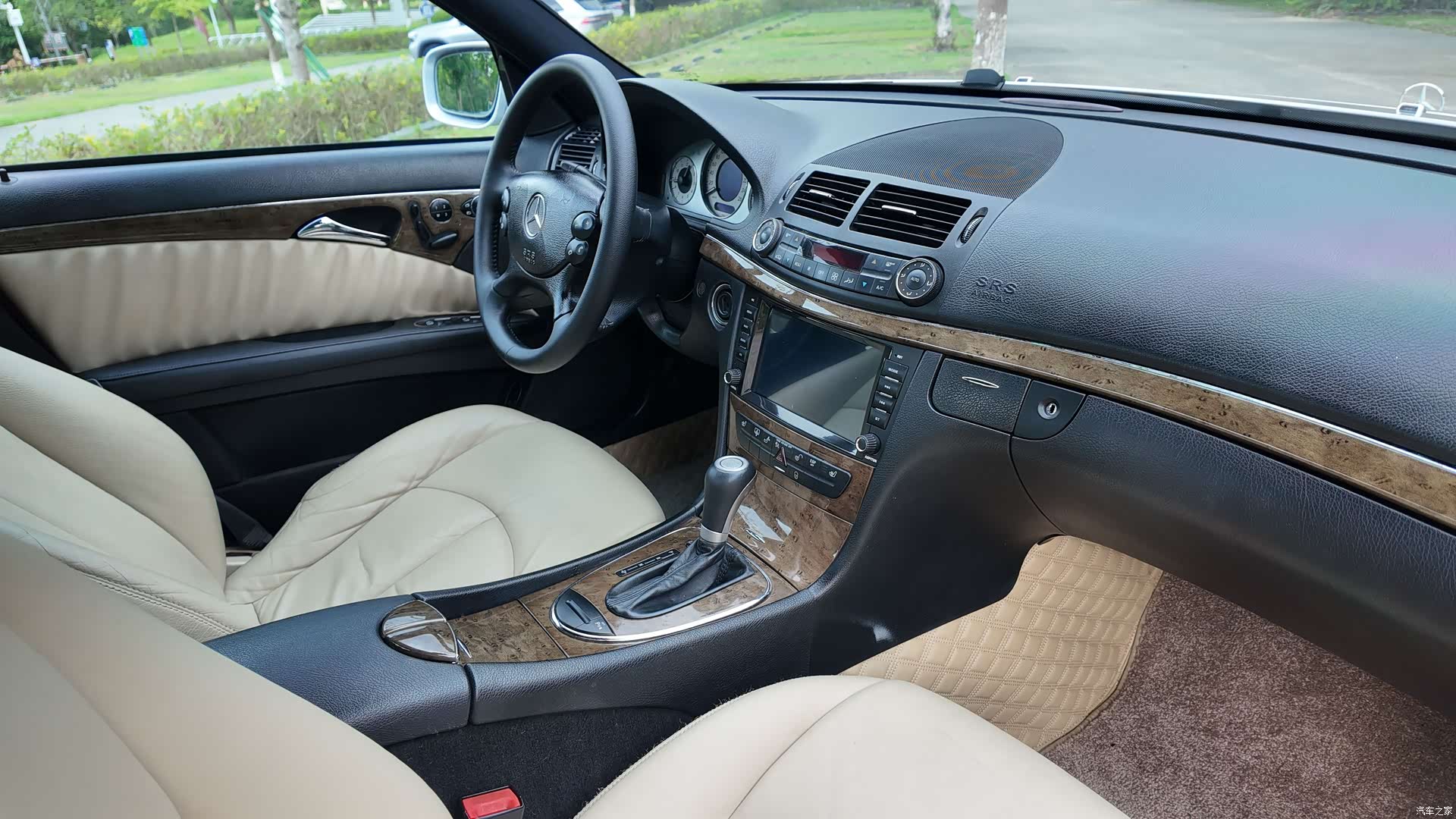 Mercedes-Benz E-Class, 2008 36