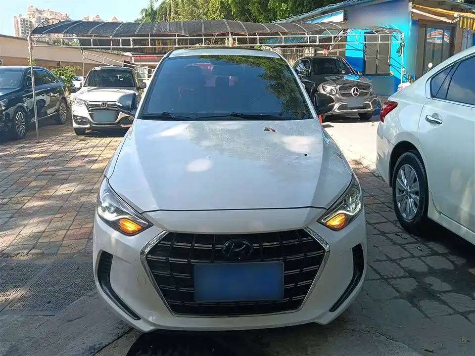 Hyundai Lead