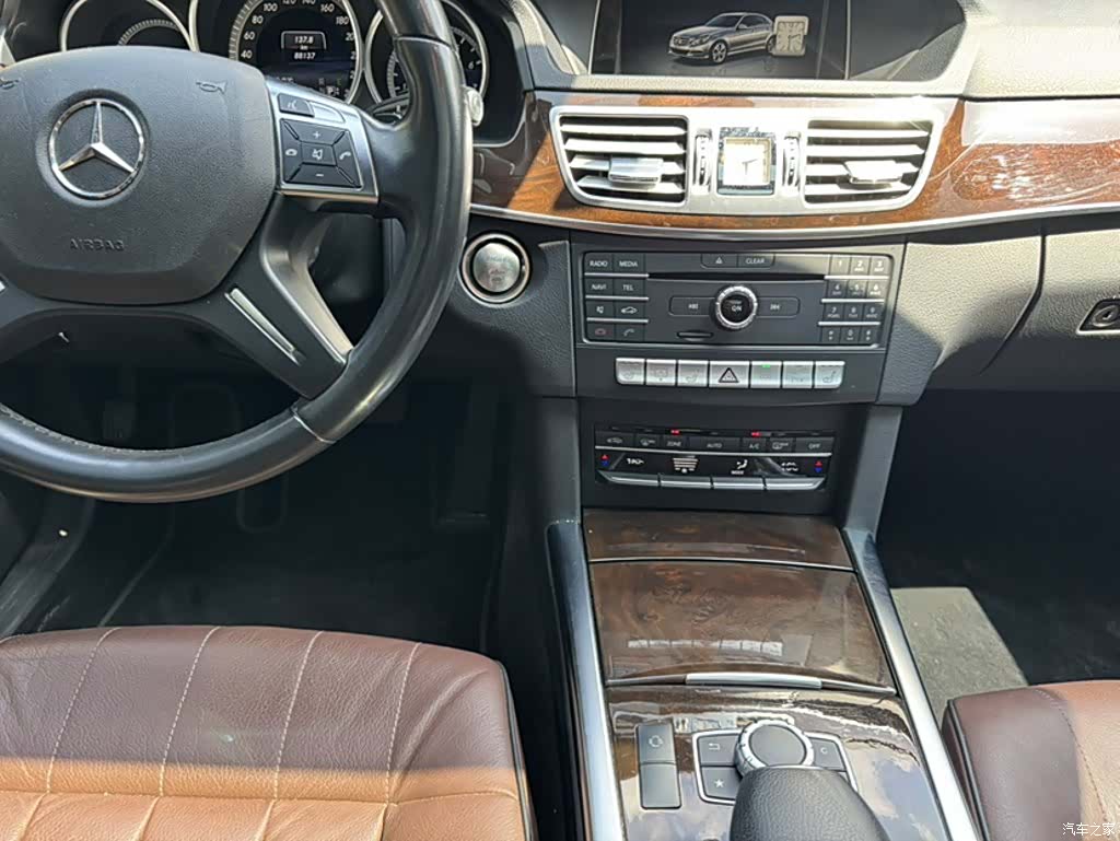 Mercedes-Benz E-Class, 2015 6
