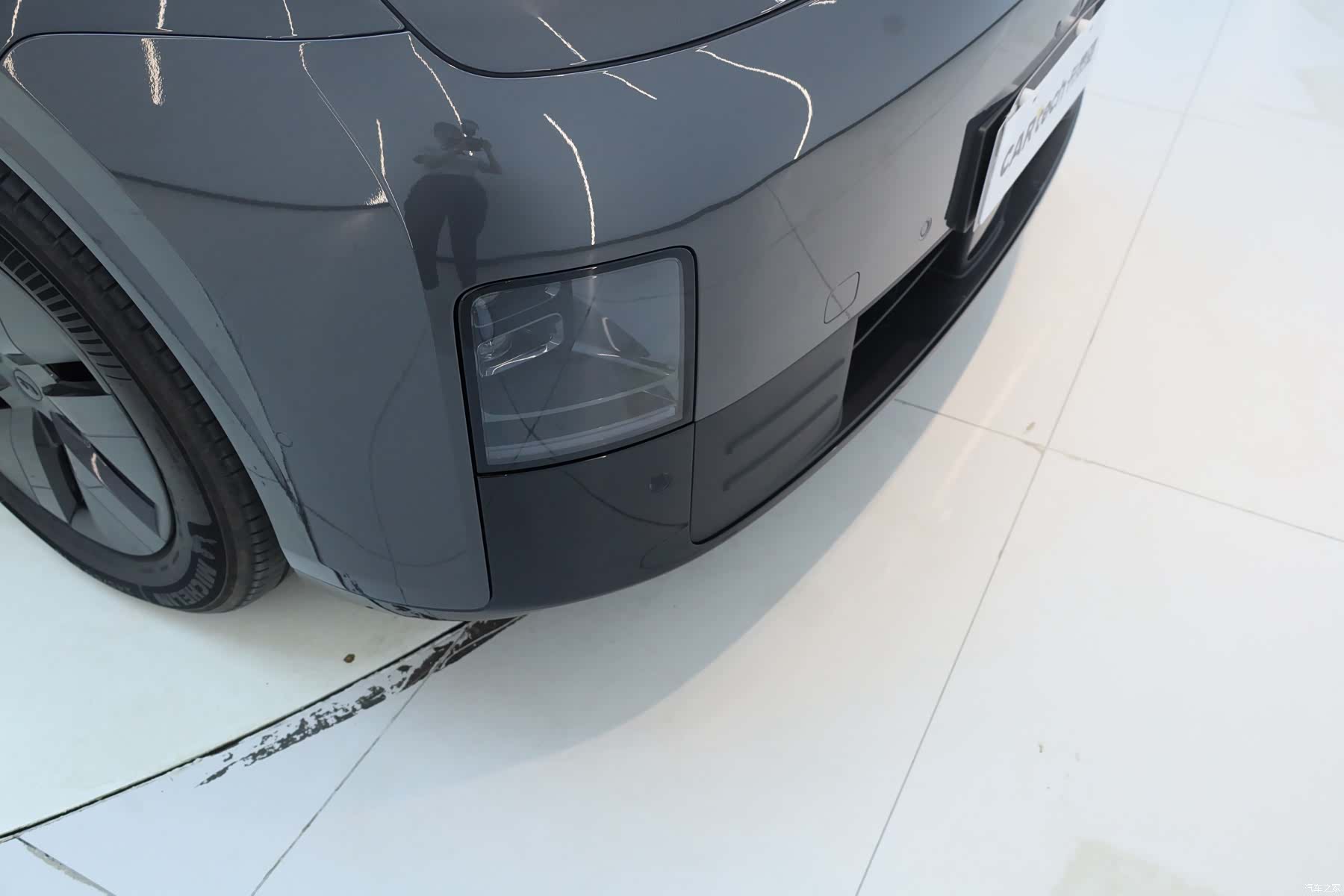 Li Auto MEGA, 2025 12