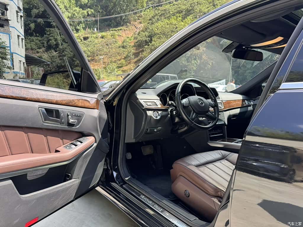 Mercedes-Benz E-Class, 2015 14