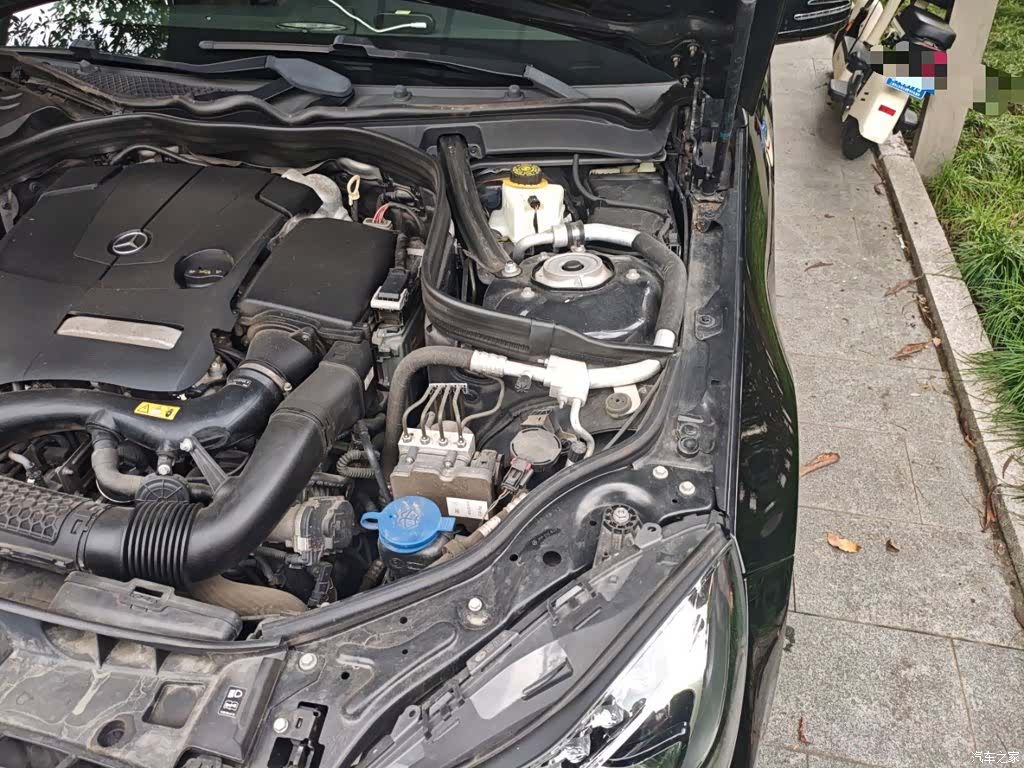 Mercedes-Benz E-Class, 2015 25