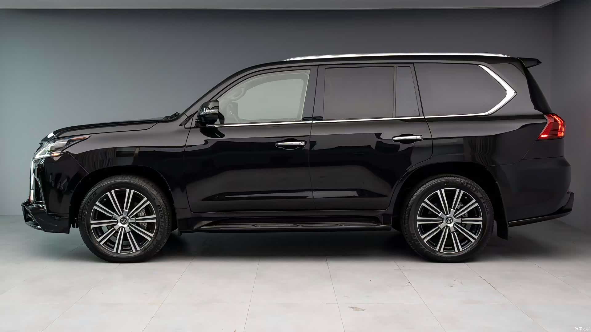 Lexus LX, 2025 8