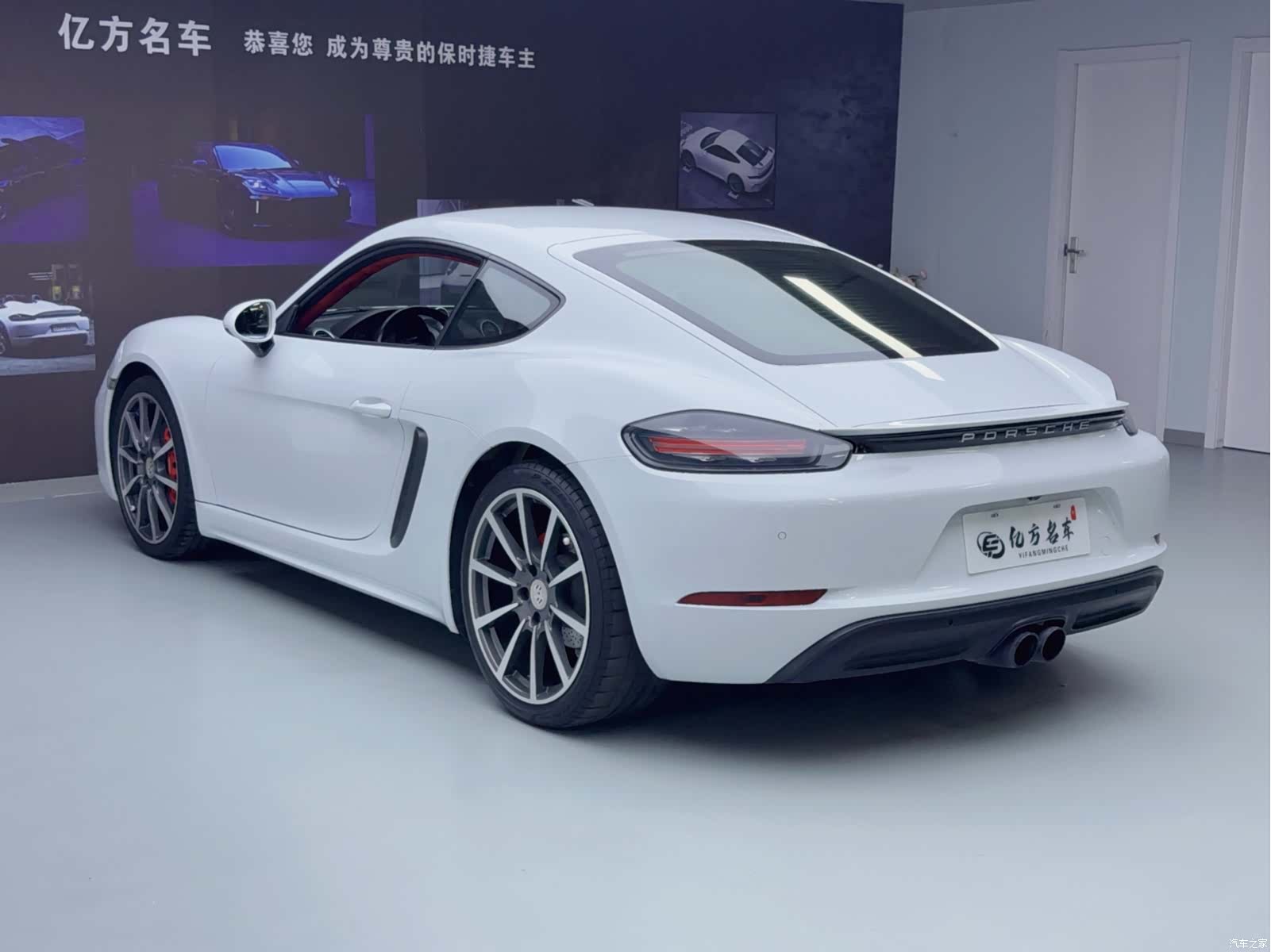 Porsche Cayman, 2018 12