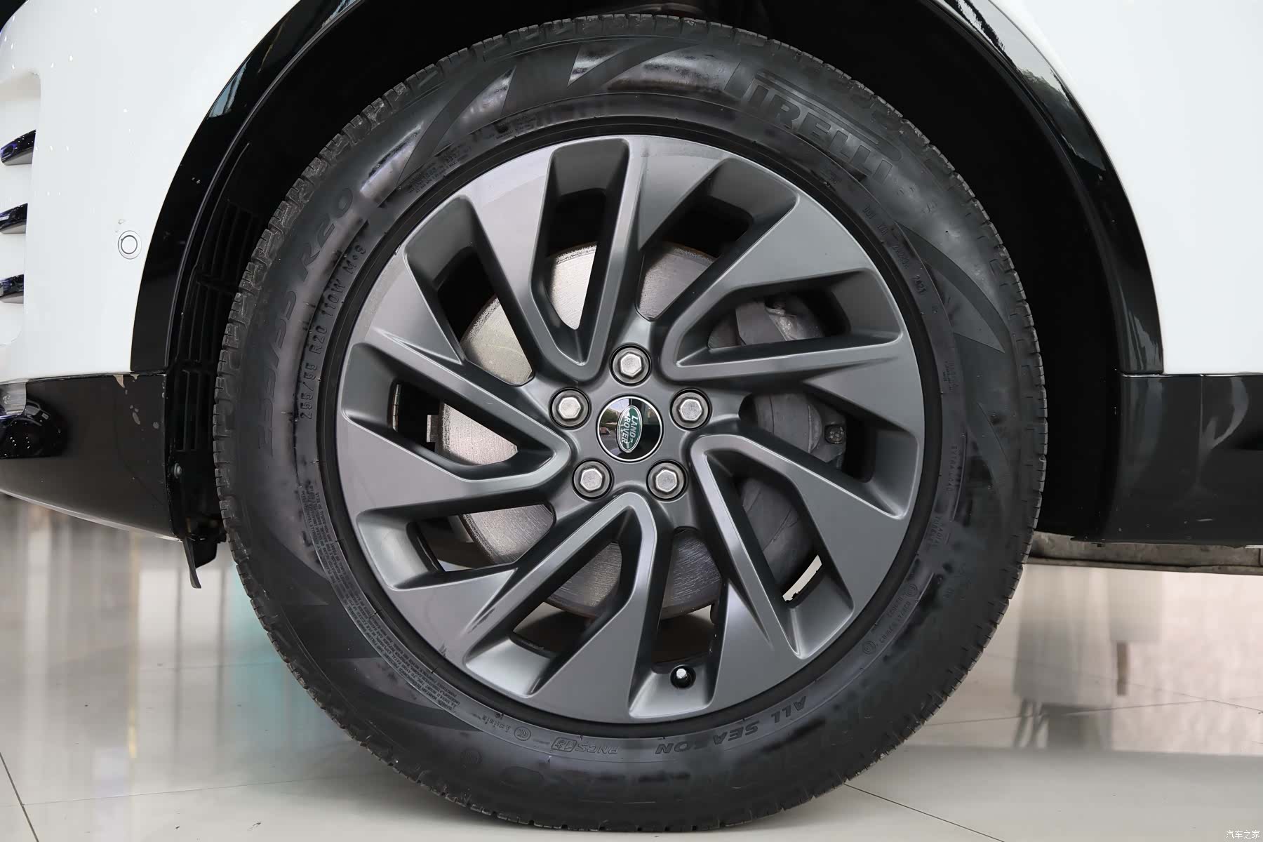 Land Rover Discovery, 2022 4