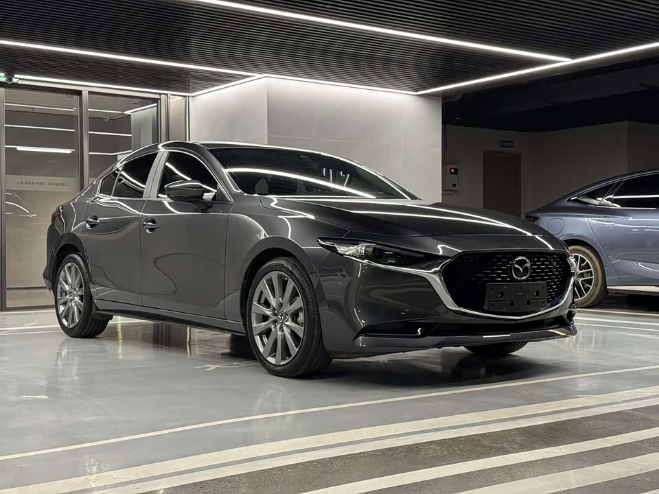 Mazda 3 Angkesaila