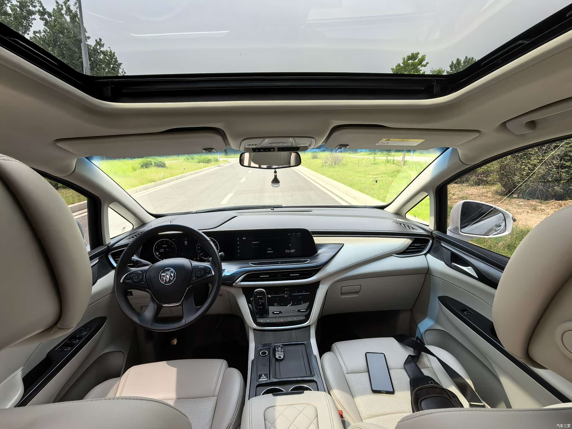 Buick GL8, 2021 13
