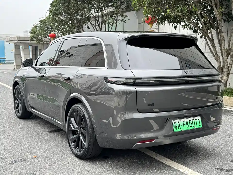 Li Auto Ideal L8