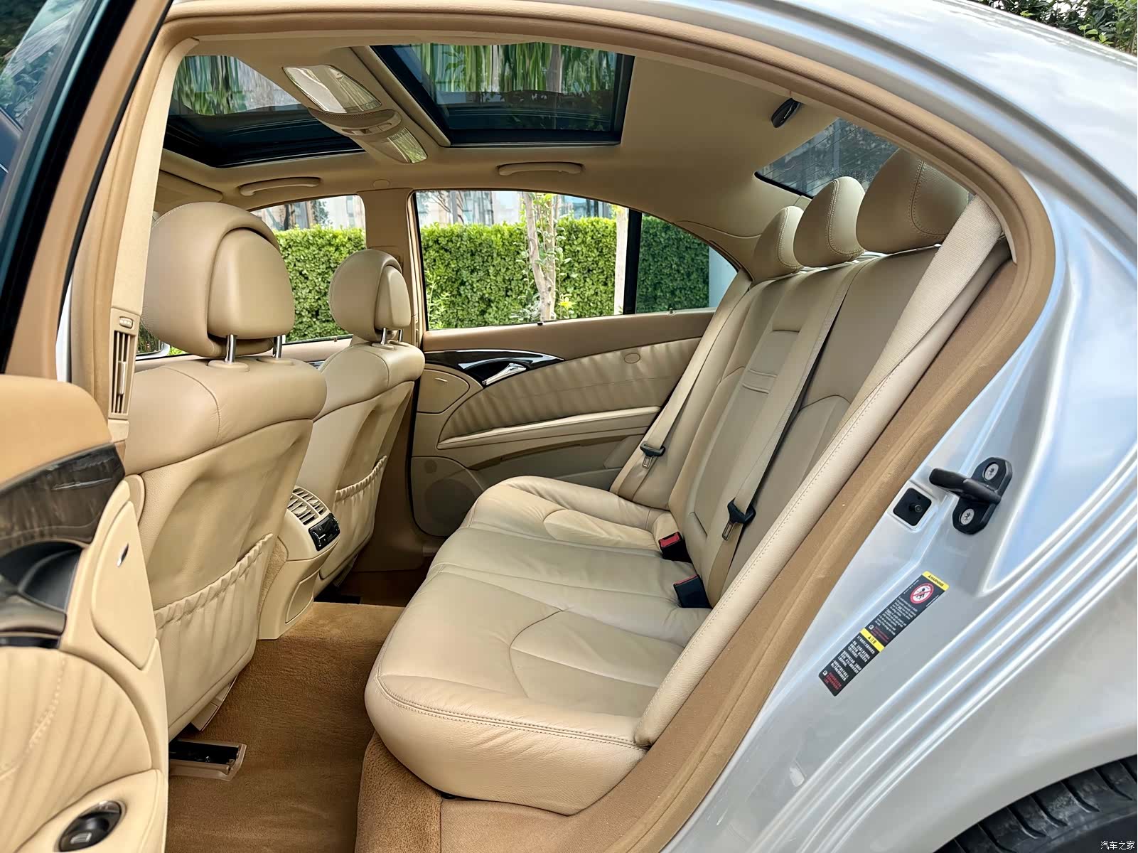Mercedes-Benz E-Class, 2009 13