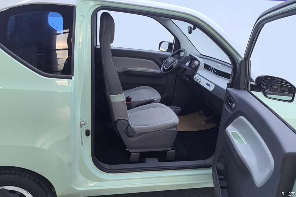 Wuling MINIEV, 2022 8