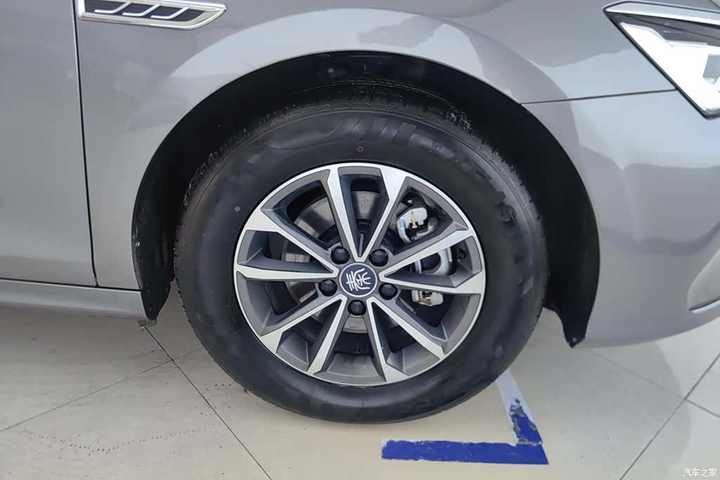 BYD Qin, 2024 6