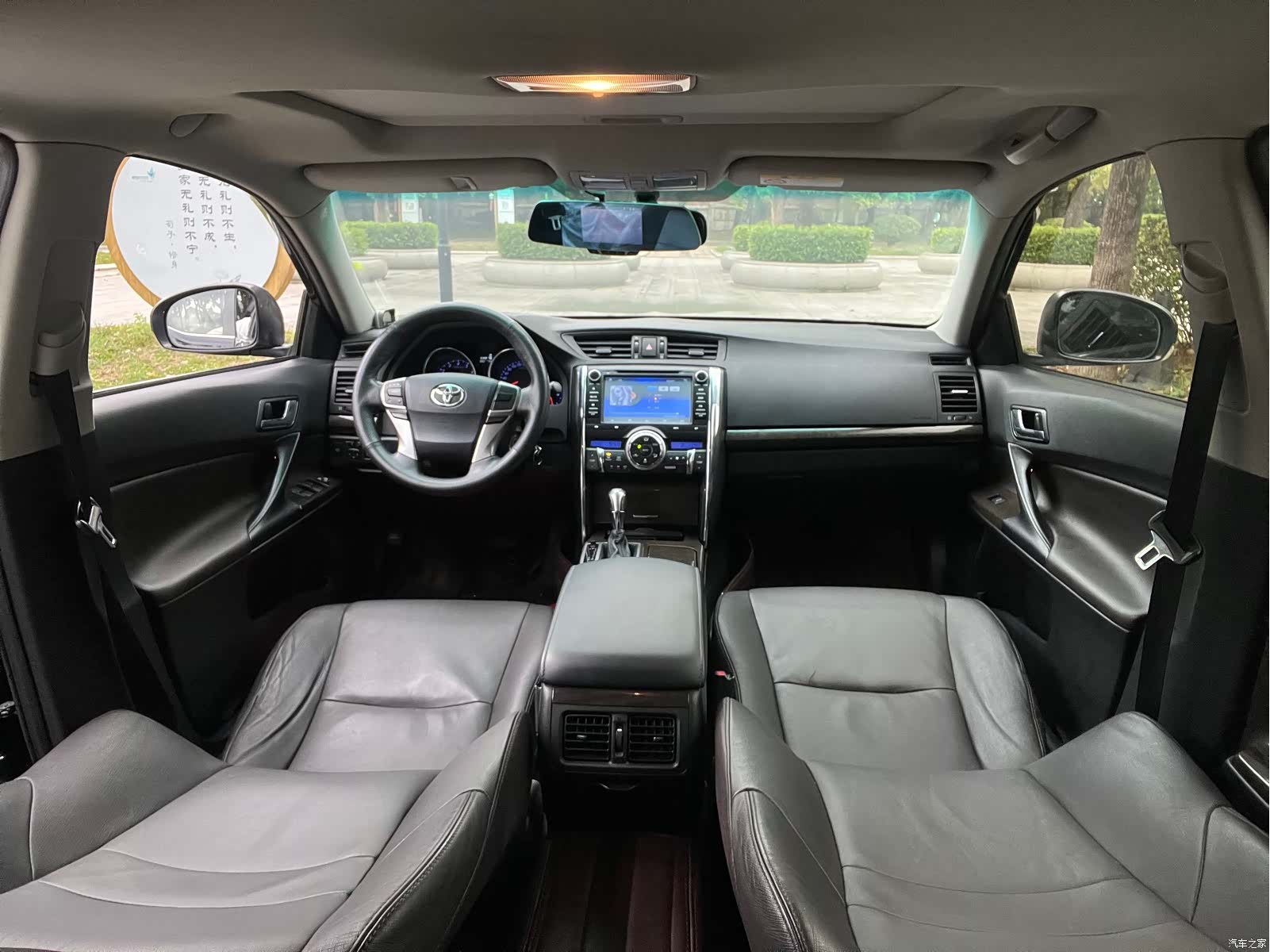 Toyota 2.5V, 2017 11