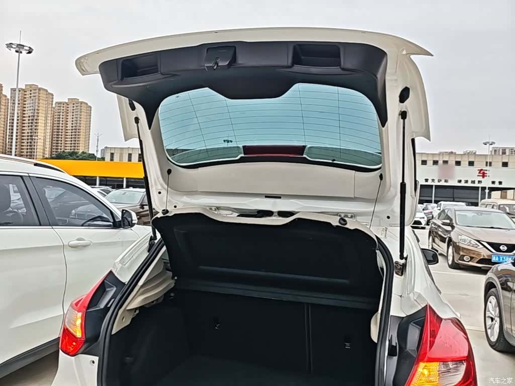 Ford Focus, 2014 19
