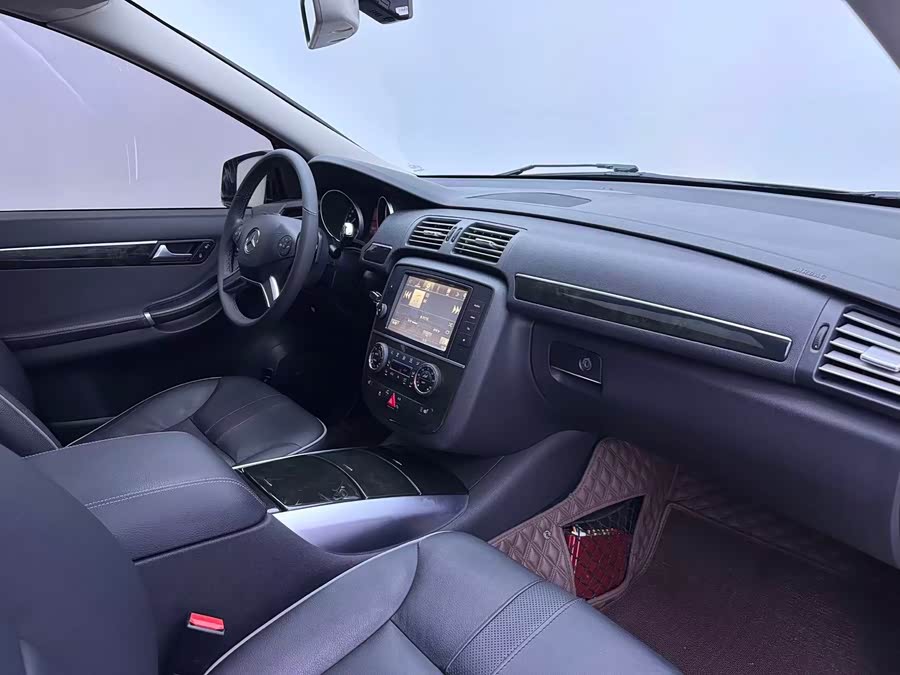 Mercedes-Benz R-Class 2018, фото 6