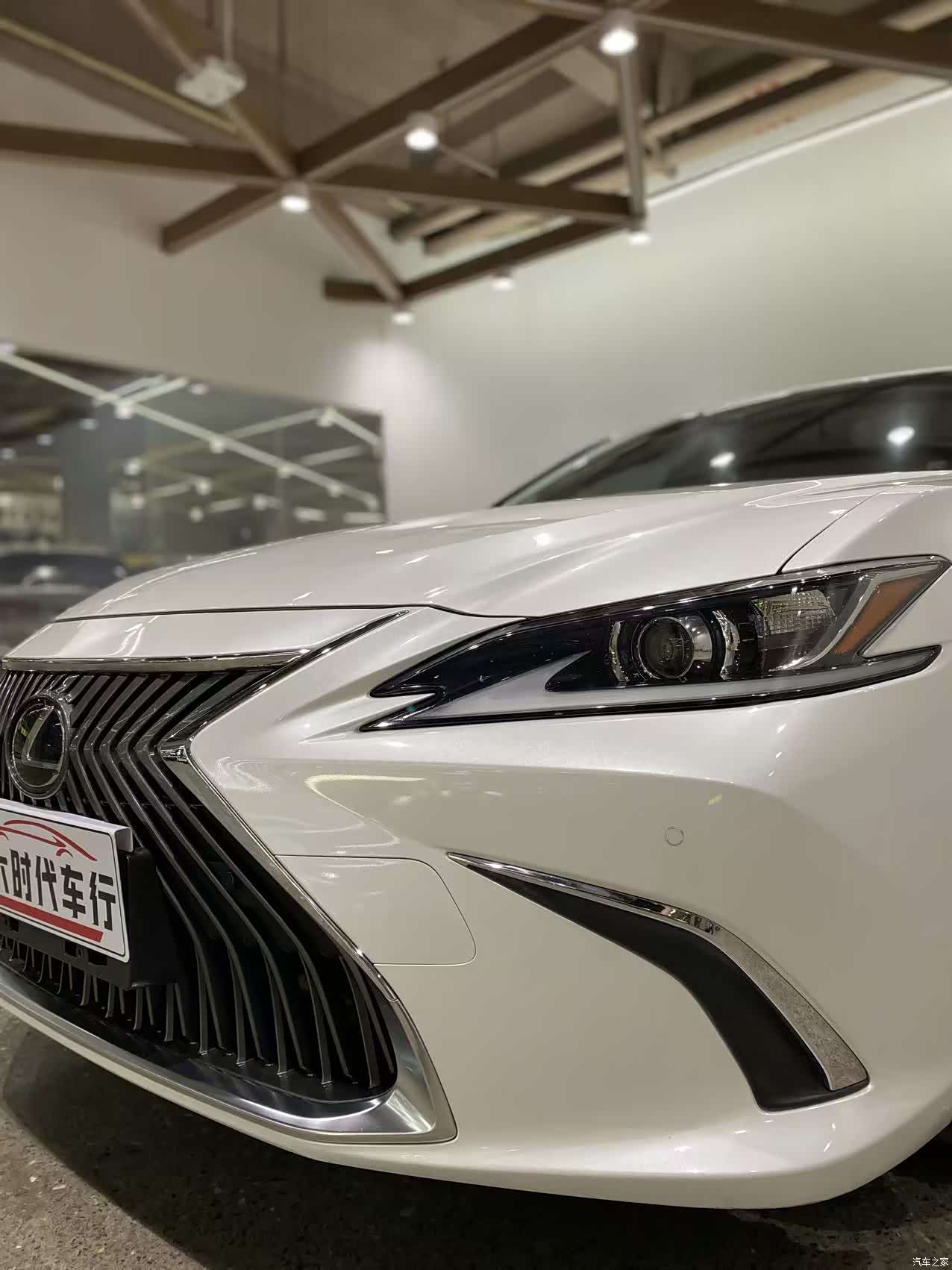 Lexus ES, 2020 19
