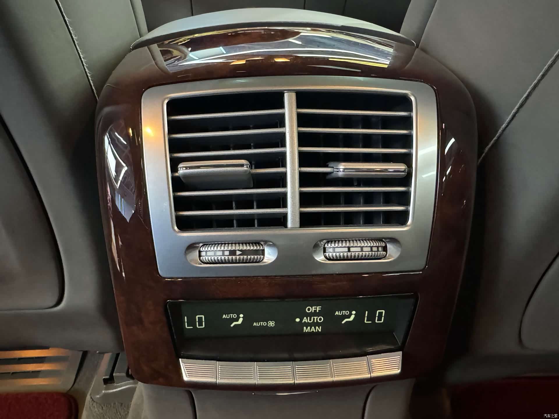 Mercedes-Benz S-Class, 2009 25
