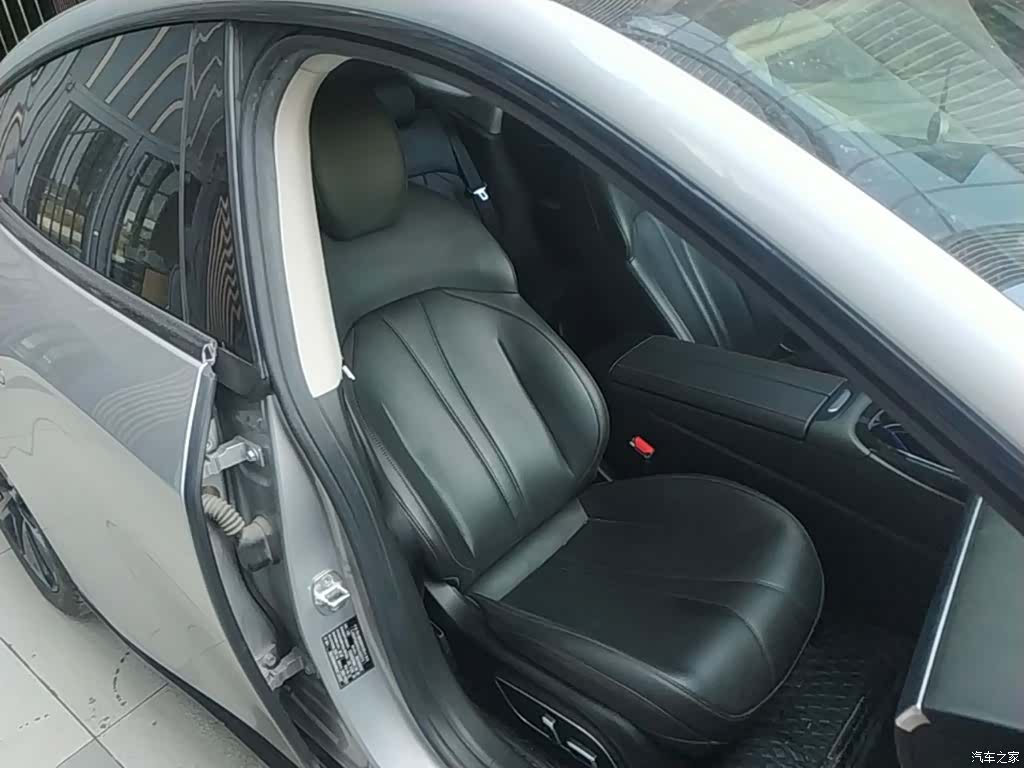 Xpeng P7, 2023 25