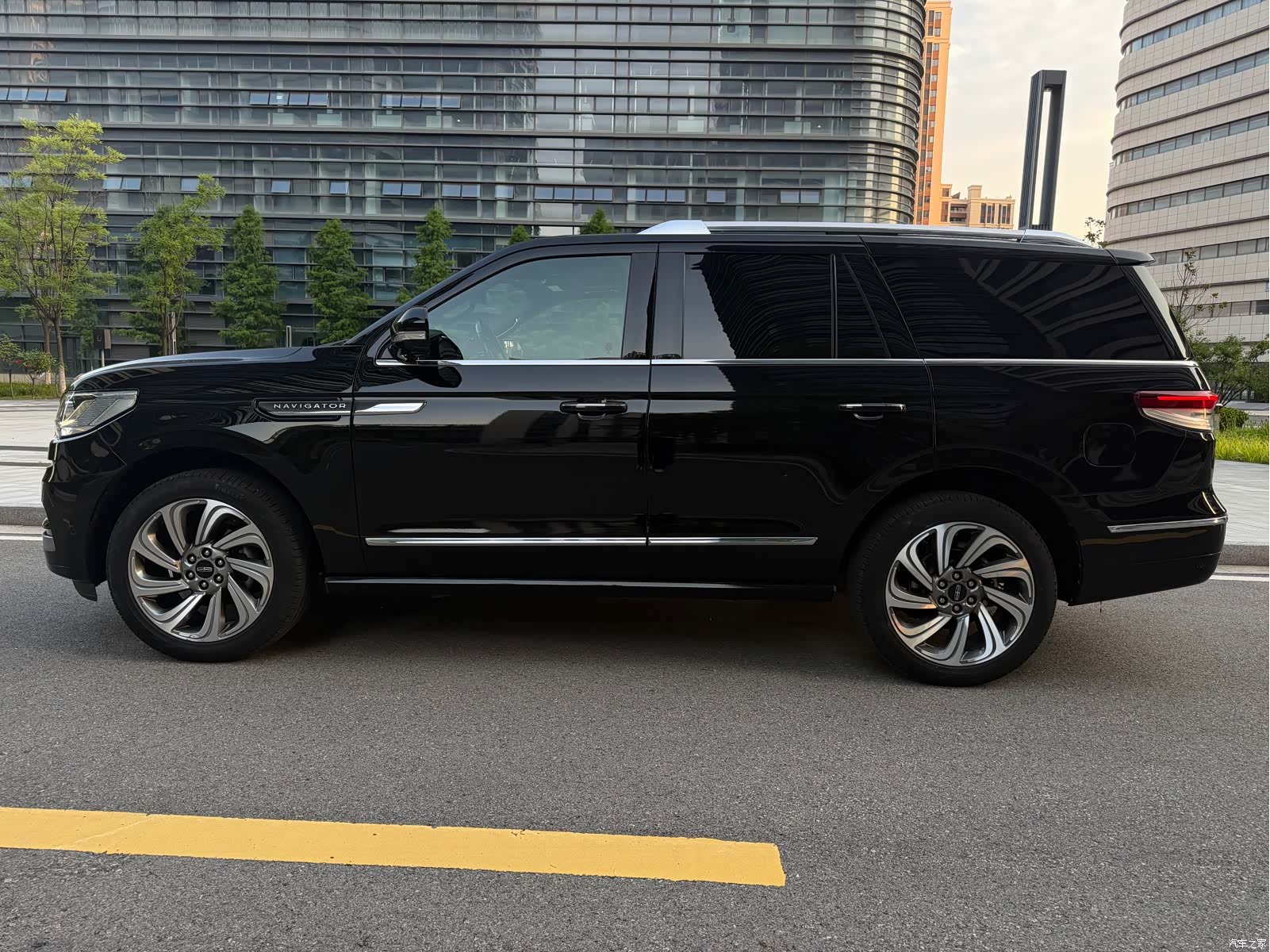 Lincoln Navigator, 2022 4